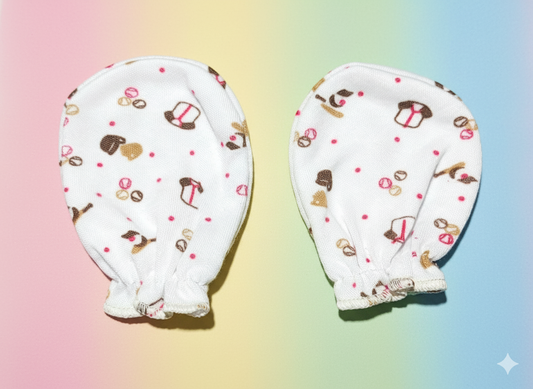 2 Pairs of Newborn Baby Mittens.