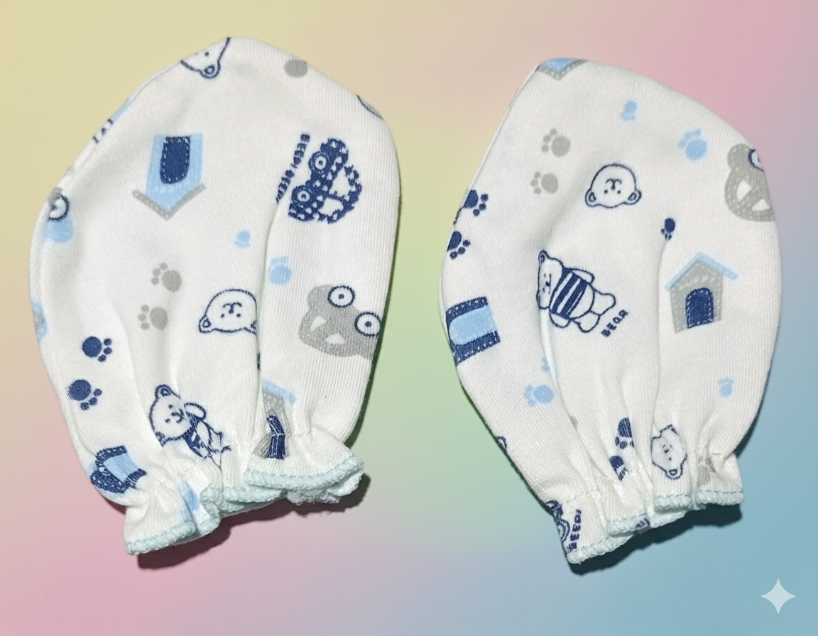2 Pairs of Newborn Baby Mittens.